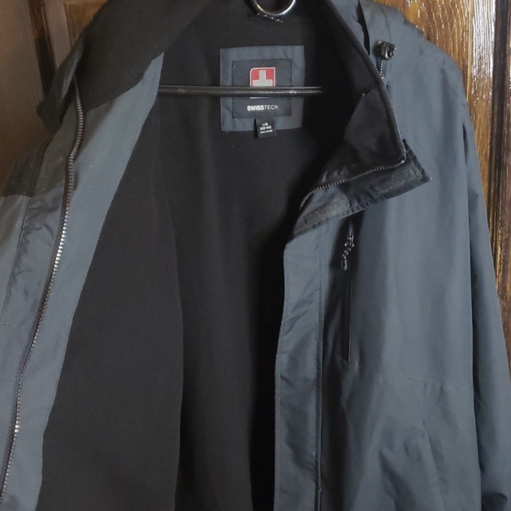 SwissTech Coat - Picture 6 of 8